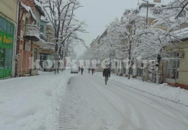 Врачани превърнаха шосетата в пешеходни зони
