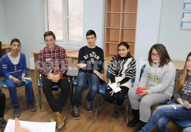 Младежкият парламент в Козлодуй сефтоса годината със заседание