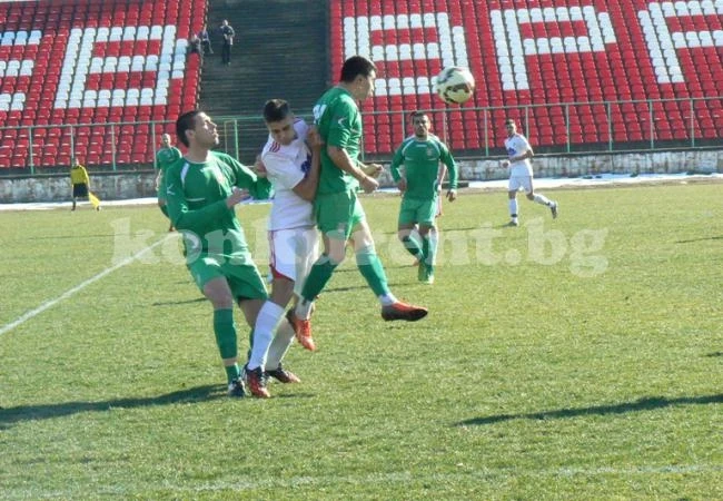Ботев срази с 6:0 Бдин в контрола