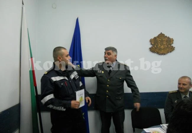 Наградиха видински пожарникари
