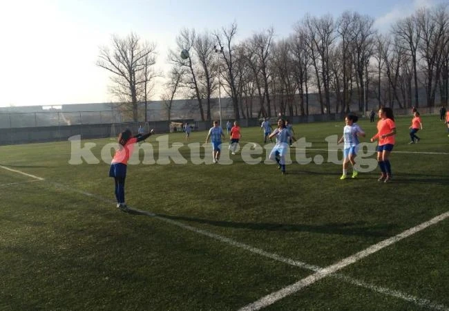 Изготвиха програма за девически футбол