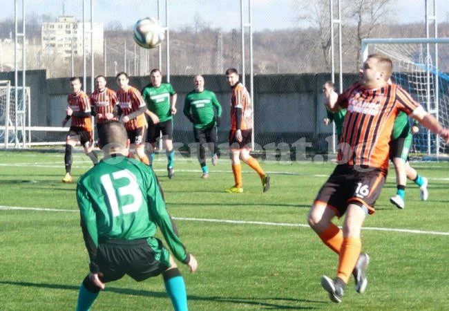 Аматьорският Локомотив обърна Вихър /Н/ с 3:2