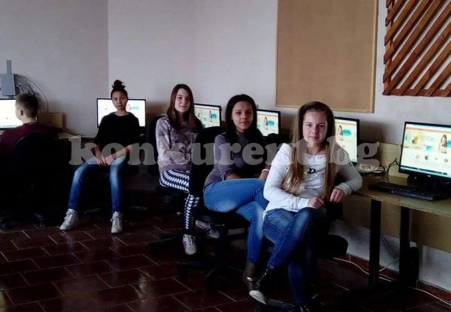 Ученици обсъдиха как да сърфират в нета