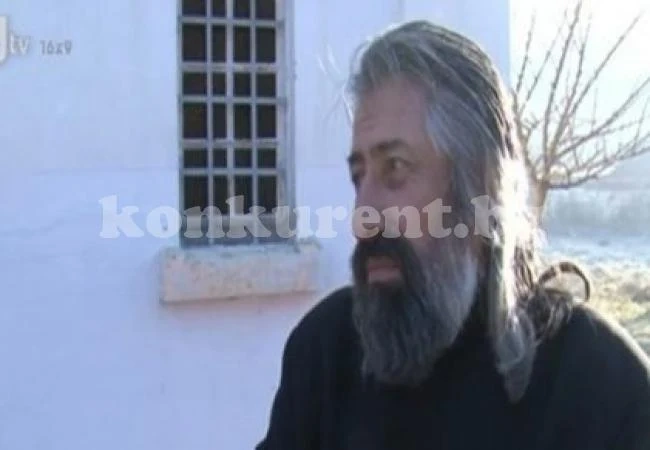 Поп опява без тамян и не изпраща мъртъвците