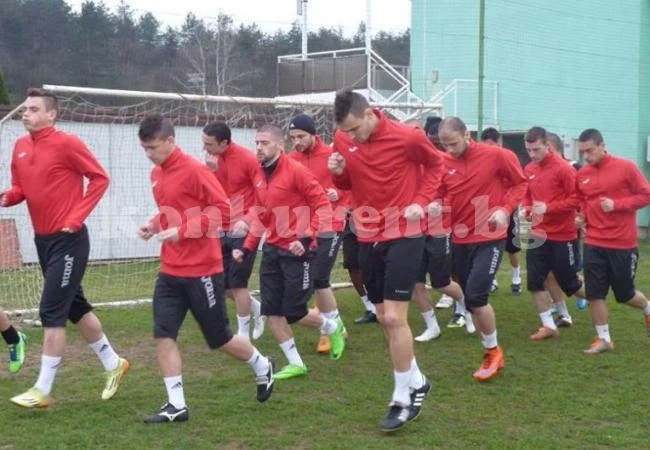 Локо /Мз/ ще картотекира 20 футболисти, от които 15 нови