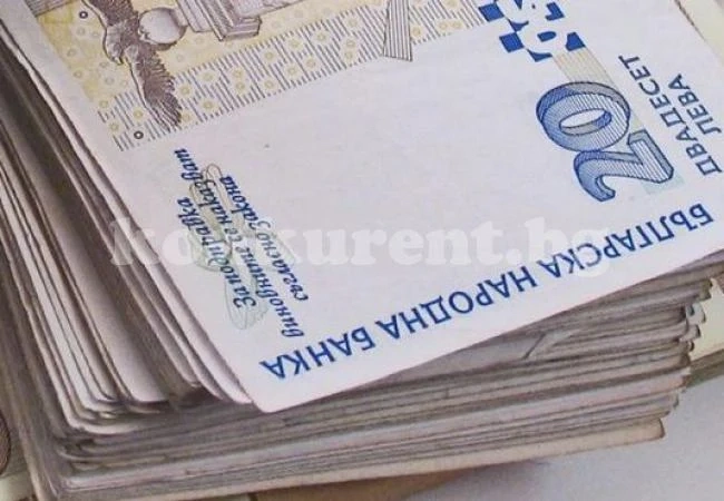 Крадец сви чанта с 8 бона в нея