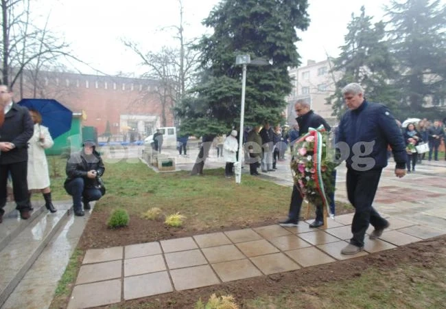 Враца почете паметта на Левски