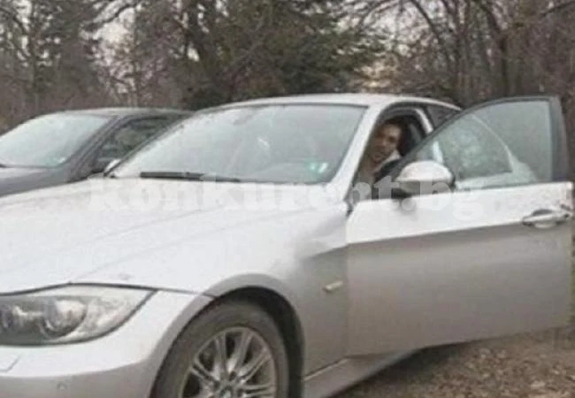 Баскетболист гони пеша автоджамбази