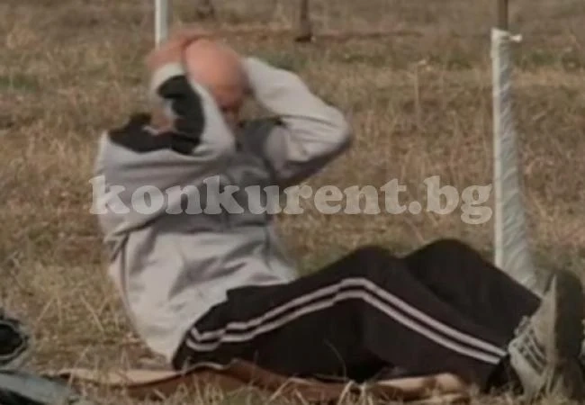 Дядо се бори за Гинес, прави 1000 коремни преси наведнъж