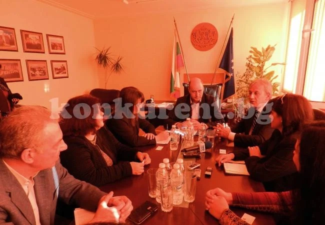 Подписаха меморандум за децата без семейства във Видин
