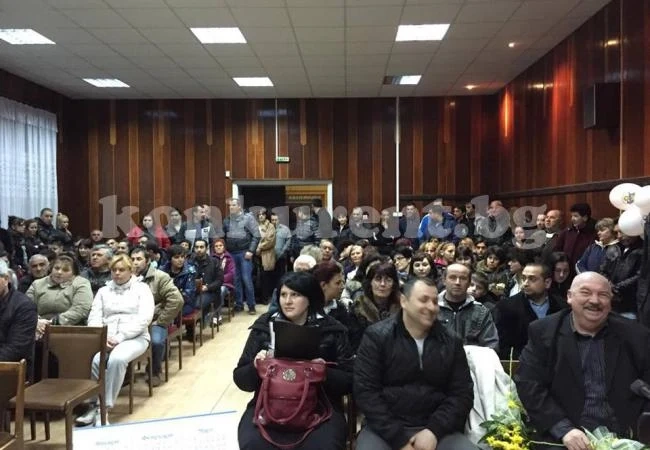Надя Димитрова е новият председател на „Бъдеще за Северозападна България” в Лом