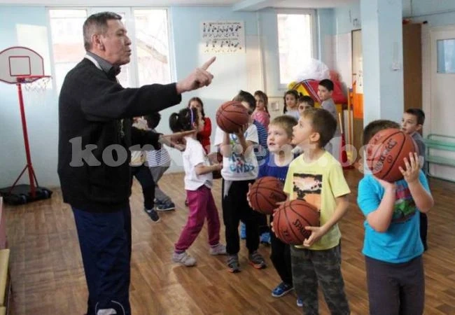 6 клуба получават 21 800 лв. по програми на ММС