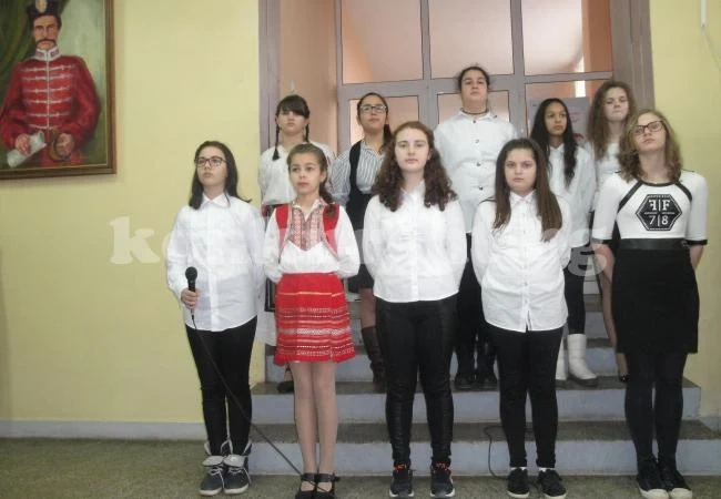 Ученици от Враца представиха програма за 3 март