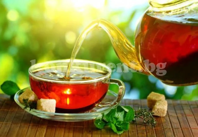 6 полезни добавки към чая