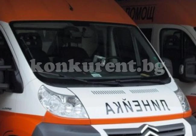 Дядо остави без надзор 2-годишния си внук и сега лекари се борят за живота му