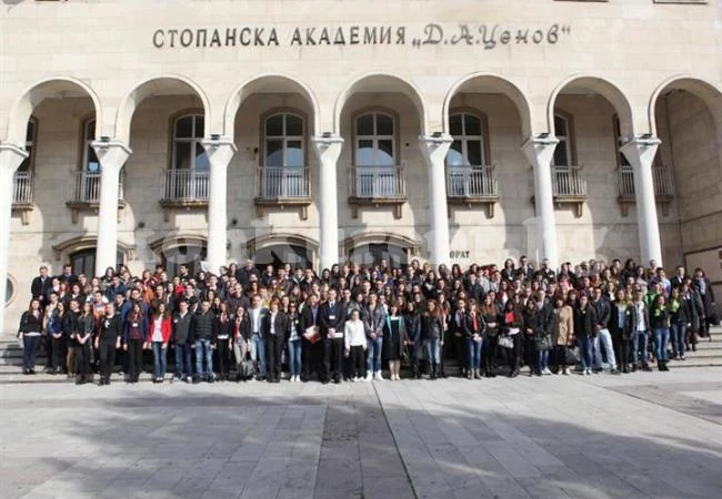 Учениците от СОУ „Васил Кънчов” се прибраха с отличия от Свищов