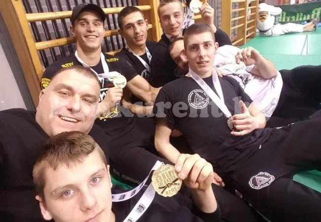 Бойците на Колето обраха медалите в Ниш