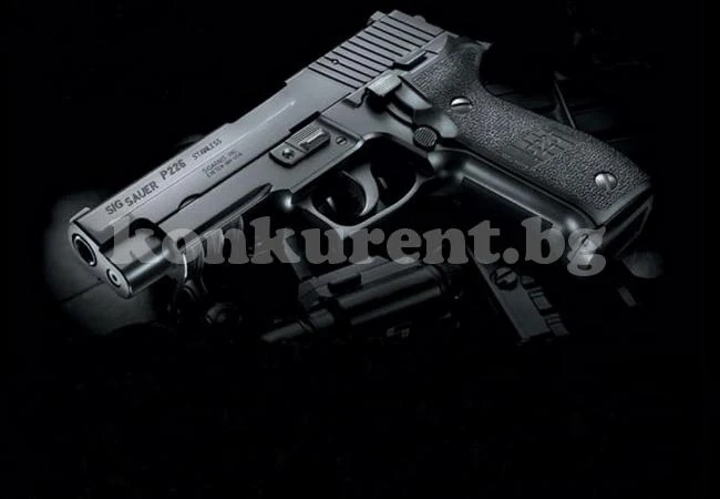 Иззеха пистолет и боеприпаси от къща в Криводол