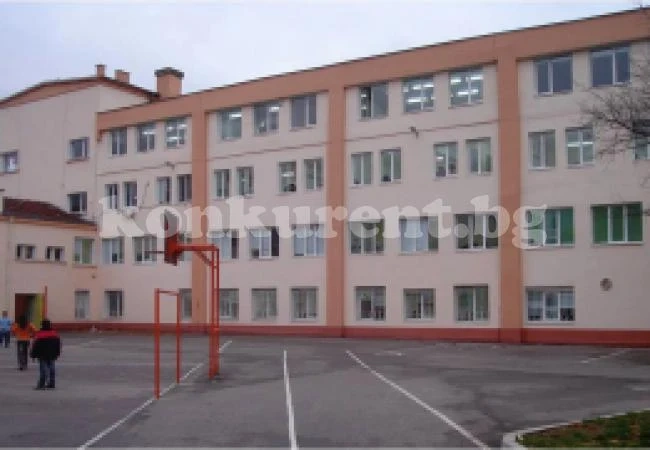 Срещнаха се поколения от училища по изкуствата