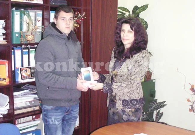 Тийнейджър от Лом спечели от лотарията на НАП