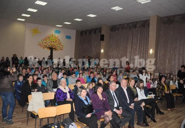 „ЕКОПАК“ и община Видин наградиха ученици