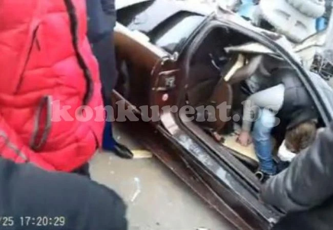 /ВИДЕО 18+/ Вадят загинал шофьор от разбито „Ламборгини”
