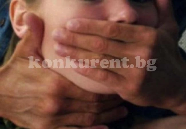 Изверг преследва 14-годишна, пита я дали е девствена
