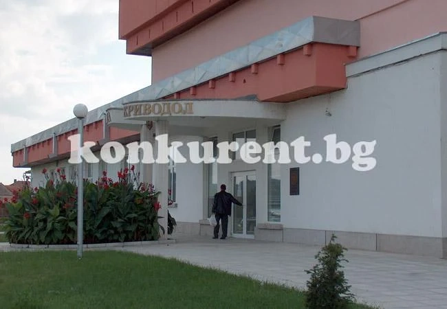 Криводол купува автовишка за 25 бона
