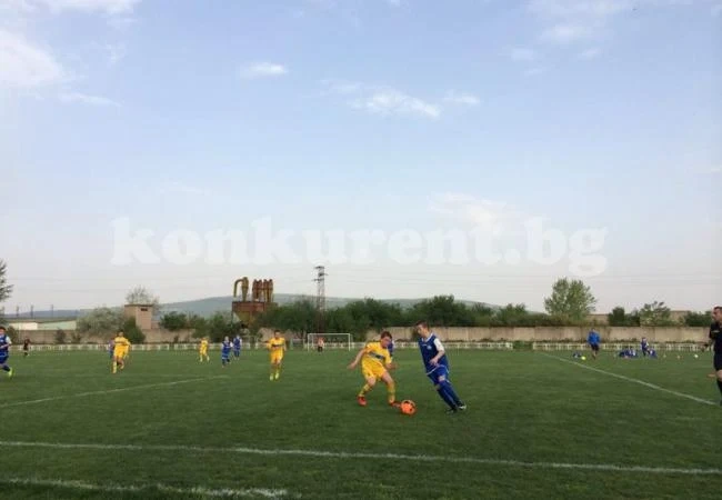 Прециз спечели дербито във „Футбол 9”