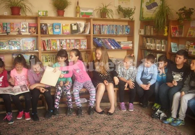 Урок по родолюбие за Априлското въстание в библиотеката
