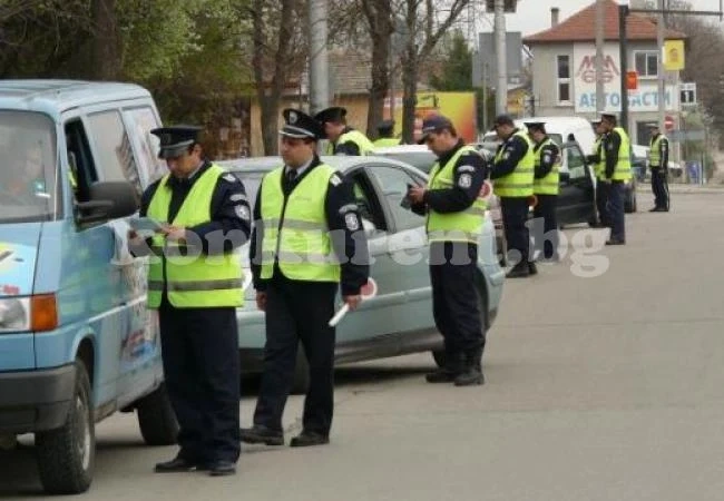 Внимание, шофьори! КАТ заварди всички пътища