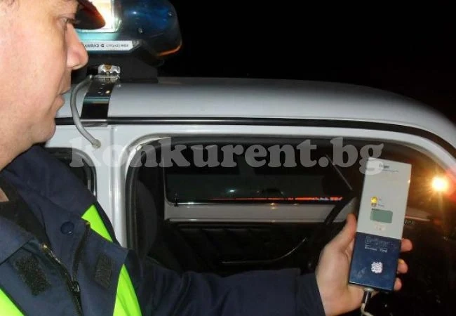 Спипаха почерпен шофьор