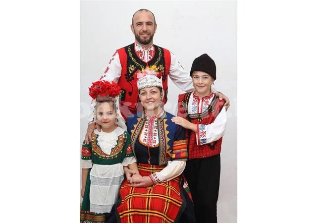 Борец събира 1 500 души на сватба в Балкана