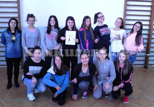 Хандбалистки от Берковица са втори в зоната, в града стягат тенис турнир