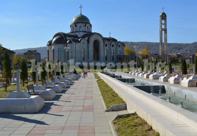 Градят храмове в две монтански села