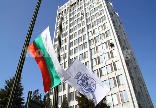 Чакат финансиране по проект за младежка заетост