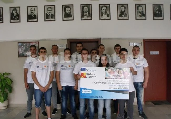 Механото праща програмисти и монтьори в Германия 