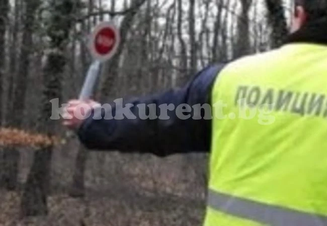 Мъртвопиян шофьор отсвири ченгета