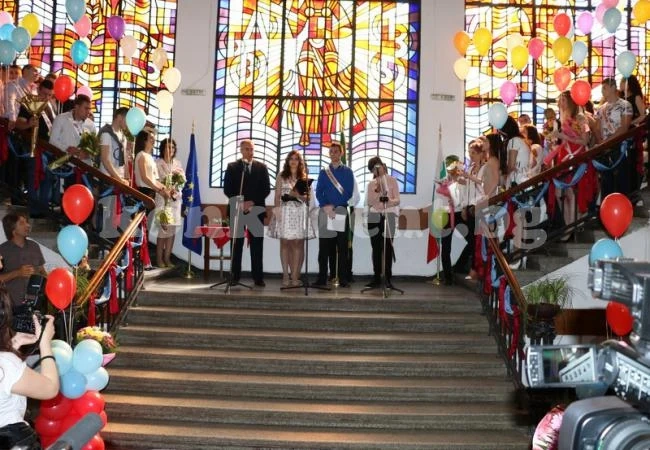 Видинският кмет пожела „На добър час!” на зрелостниците от випуск 2016