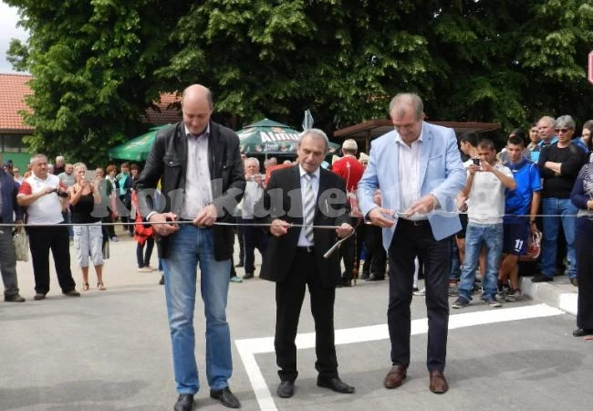 Спортен комплекс-бижу откриха в Ново село