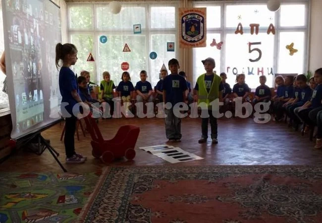 Първата детска полиция стана на 5 години