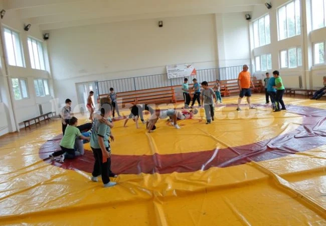 Дадоха пари на клуб от Селановци за работа с деца