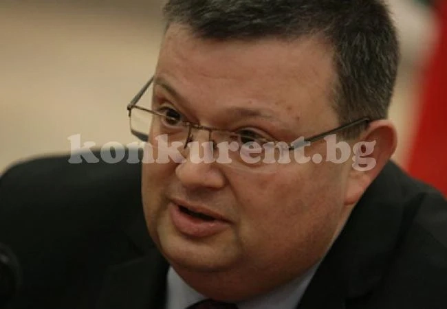 Цацаров: Съдебната реформа не бива да се политизира