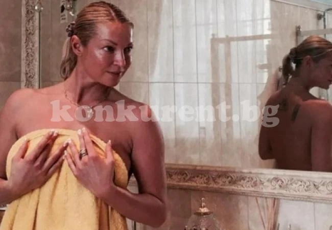 Скандална балерина си показа интимната татуировка (СНИМКИ 18+)