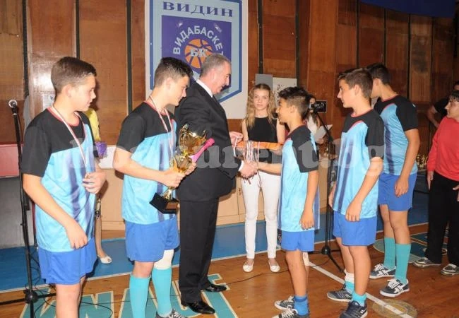 Футболисти от Кула триумфираха в ученически турнир