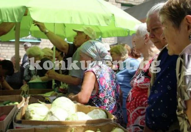 Поевтиняват плодовете и зеленчуците на едро