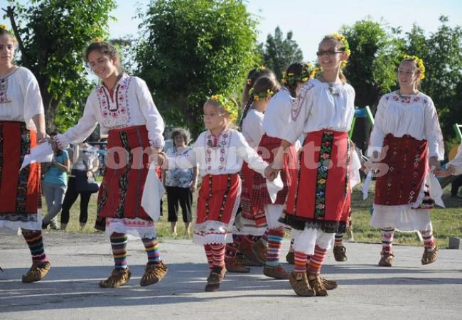 Стотици празнуваха в Слана бара