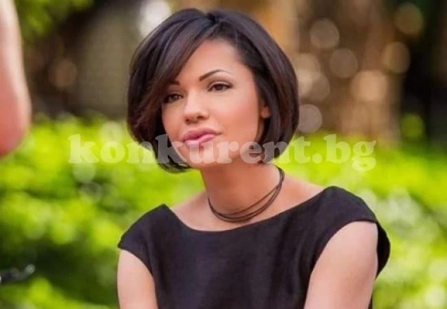 Калина Паскалева също заголи гръд (СНИМКА 18+)