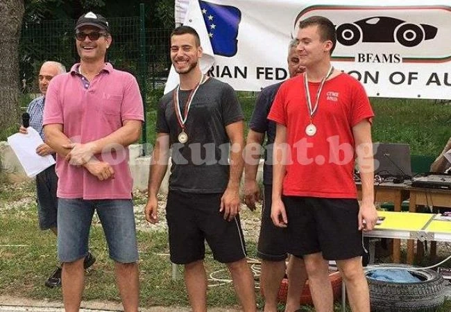 Моделисти загряха за Гранд При „Леденика”