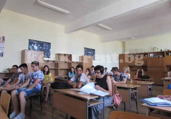 Ученици гледаха филми за употребата на екстази